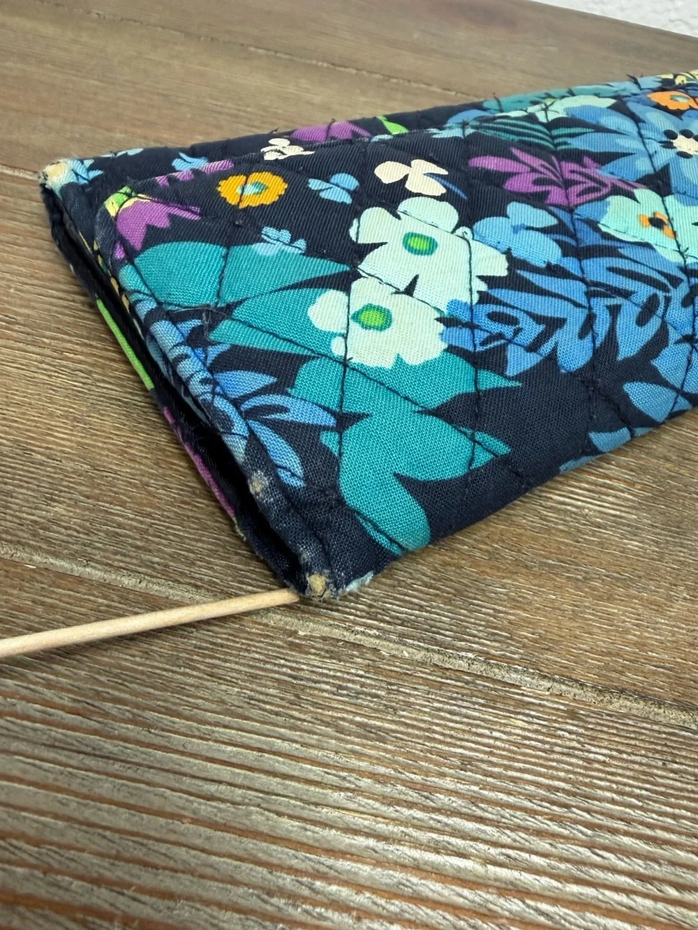 Vera Bradley Midnight Blues Floral Full Size Wallet with Magnetic Closure 8”X4”